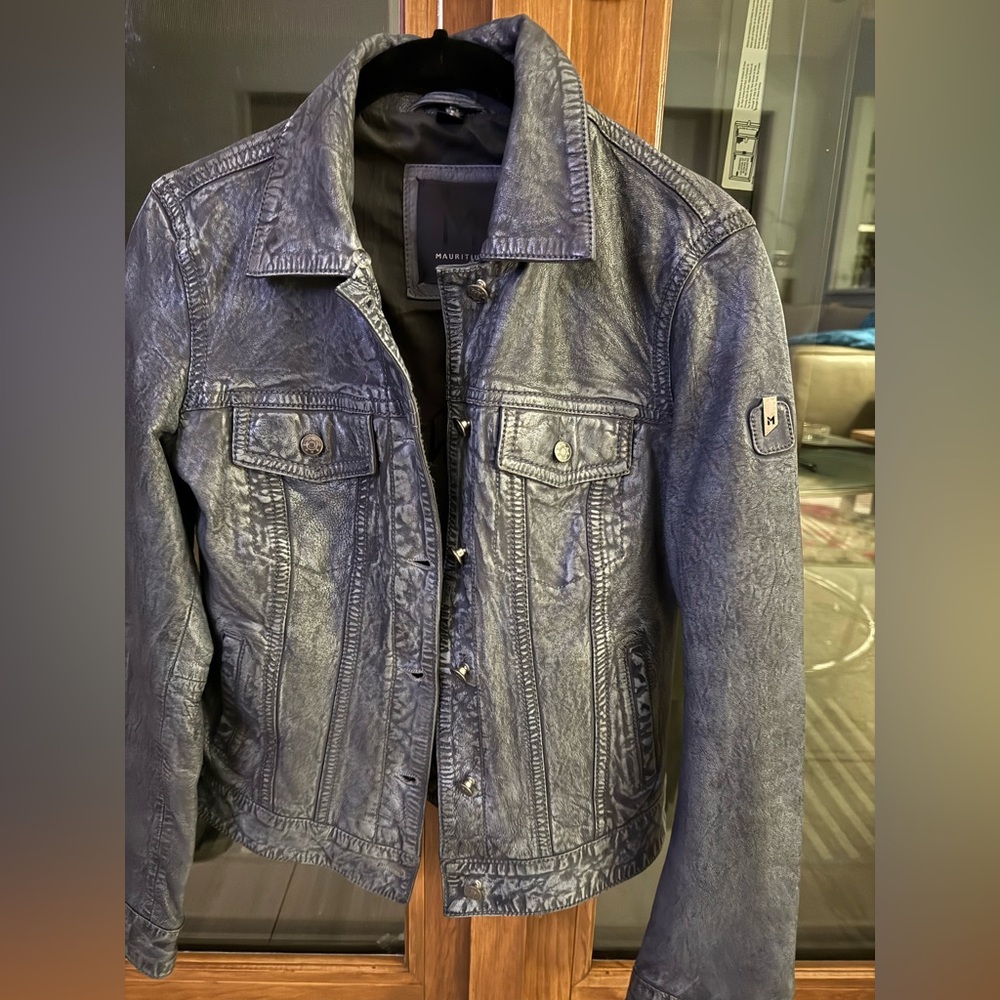 Mauri Distressed Blue Leather Jacket